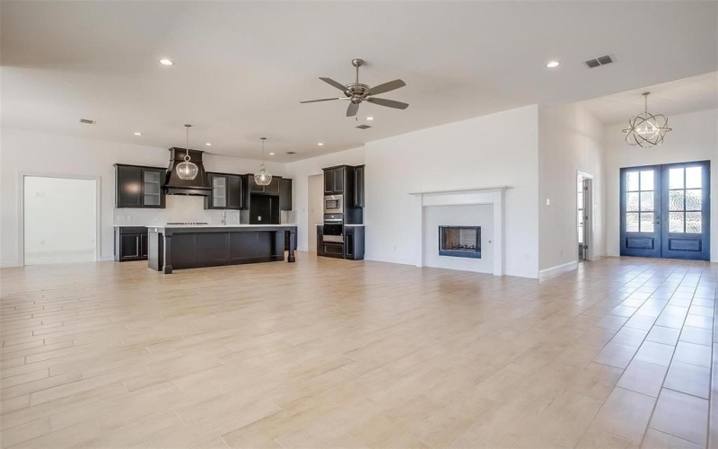 1000 Fan Palm Place, Crowley, TX 76036, 4 Bedrooms Bedrooms, ,2 BathroomsBathrooms,Residential,For Sale,1000 Fan Palm Place,20589143