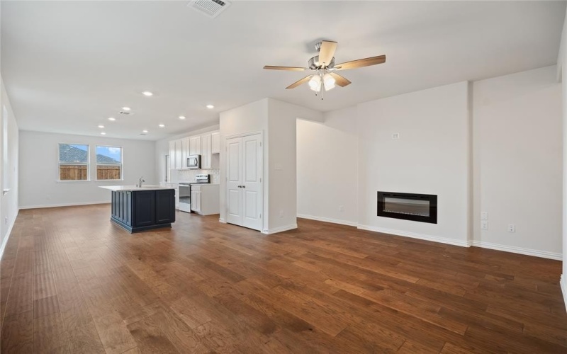 2618 Hawkins Street, Anna, TX 75409, 4 Habitaciones Habitaciones , ,2 BañosBaños,Residential,En Venta,2618 Hawkins Street,20644177
