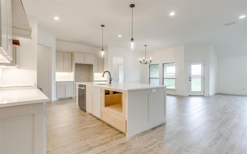 312 Trail Dust Drive, Godley, TX 76044, 4 Habitaciones Habitaciones , ,2 BañosBaños,Residential,En Venta,312 Trail Dust Drive,20590771