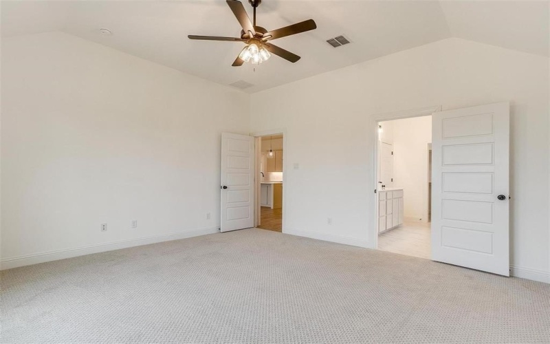 312 Trail Dust Drive, Godley, TX 76044, 4 Habitaciones Habitaciones , ,2 BañosBaños,Residential,En Venta,312 Trail Dust Drive,20590771