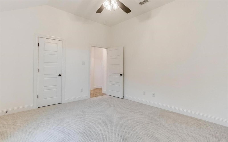 312 Trail Dust Drive, Godley, TX 76044, 4 Habitaciones Habitaciones , ,2 BañosBaños,Residential,En Venta,312 Trail Dust Drive,20590771