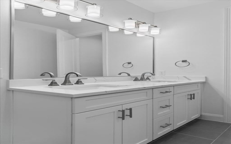 4401 Cabell Drive #102, Dallas, TX 75204, 2 Bedrooms Bedrooms, ,2 BathroomsBathrooms,Residential,For Sale,4401 Cabell Drive,20644299