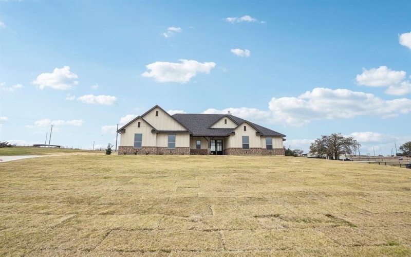1176 Paradise Parkway, Poolville, TX 76487, 4 Bedrooms Bedrooms, ,3 BathroomsBathrooms,Residential,For Sale,1176 Paradise Parkway,20591849