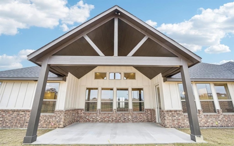 1176 Paradise Parkway, Poolville, TX 76487, 4 Bedrooms Bedrooms, ,3 BathroomsBathrooms,Residential,For Sale,1176 Paradise Parkway,20591849