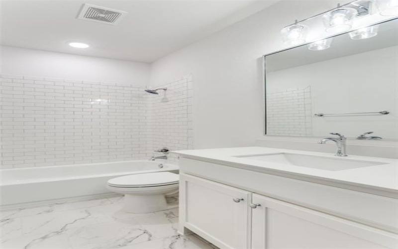 809 E Jockey, Willow Park, TX 76087, 4 Habitaciones Habitaciones , ,3 BañosBaños,Residential,En Venta,809 E Jockey,20644402