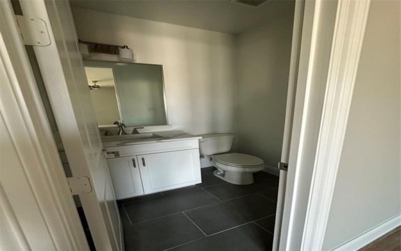 4401 Cabell Drive #103, Dallas, TX 75204, 2 Bedrooms Bedrooms, ,2 BathroomsBathrooms,Residential,For Sale,4401 Cabell Drive,20644568