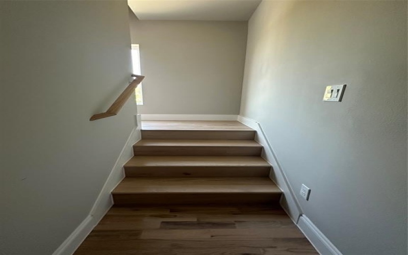 4401 Cabell Drive #103, Dallas, TX 75204, 2 Bedrooms Bedrooms, ,2 BathroomsBathrooms,Residential,For Sale,4401 Cabell Drive,20644568