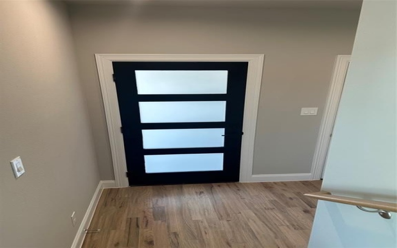 4401 Cabell Drive #103, Dallas, TX 75204, 2 Bedrooms Bedrooms, ,2 BathroomsBathrooms,Residential,For Sale,4401 Cabell Drive,20644568