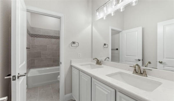 5620 Montex Road, Denton, TX 76226, 3 Bedrooms Bedrooms, ,2 BathroomsBathrooms,Residential,For Sale,5620 Montex Road,20594369