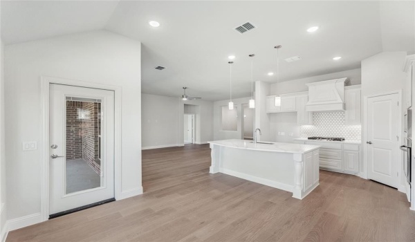 5620 Montex Road, Denton, TX 76226, 3 Bedrooms Bedrooms, ,2 BathroomsBathrooms,Residential,For Sale,5620 Montex Road,20594369