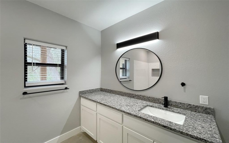 618 E Day Street, Denison, TX 75021, 3 Bedrooms Bedrooms, ,2 BathroomsBathrooms,Residential,For Sale,618 E Day Street,20594764