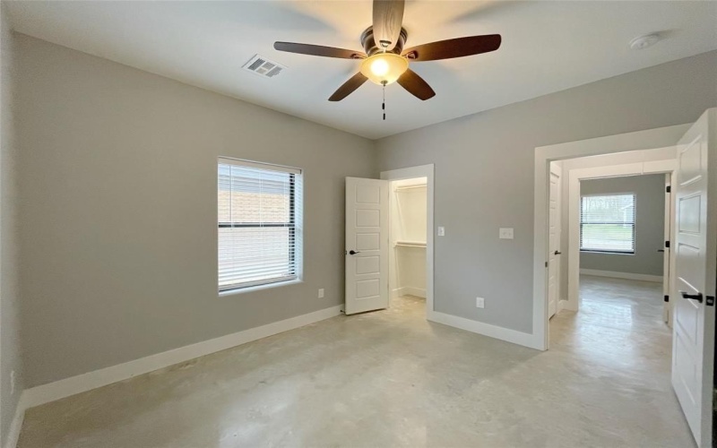 618 E Day Street, Denison, TX 75021, 3 Bedrooms Bedrooms, ,2 BathroomsBathrooms,Residential,For Sale,618 E Day Street,20594764