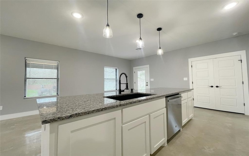 618 E Day Street, Denison, TX 75021, 3 Bedrooms Bedrooms, ,2 BathroomsBathrooms,Residential,For Sale,618 E Day Street,20594764