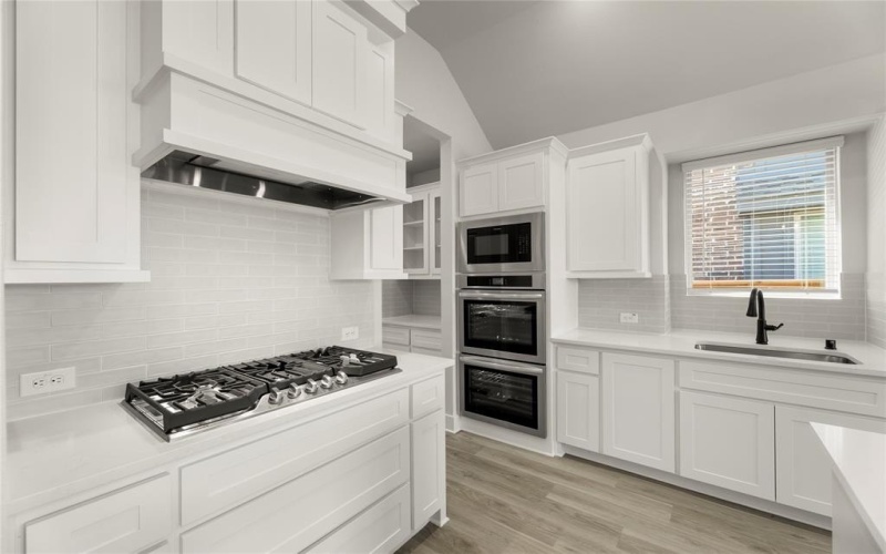 1518 Teton Road, Forney, TX 75126, 4 Bedrooms Bedrooms, ,3 BathroomsBathrooms,Residential,For Sale,1518 Teton Road,20599952
