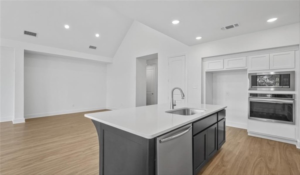 3603 Hickory Street, Sherman, TX 75092, 2 Bedrooms Bedrooms, ,2 BathroomsBathrooms,Residential,For Sale,3603 Hickory Street,20600291