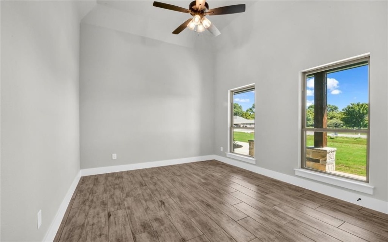 6001 Trophy Court, Brock, TX 76087, 4 Bedrooms Bedrooms, ,2 BathroomsBathrooms,Residential,For Sale,6001 Trophy Court,20648626