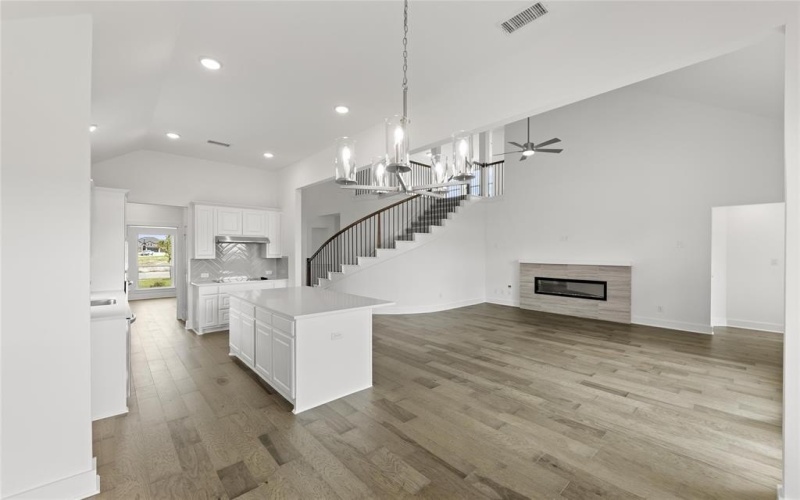 1727 Newport Drive, Cedar Hill, TX 75104, 5 Bedrooms Bedrooms, ,3 BathroomsBathrooms,Residential,For Sale,1727 Newport Drive,20648805