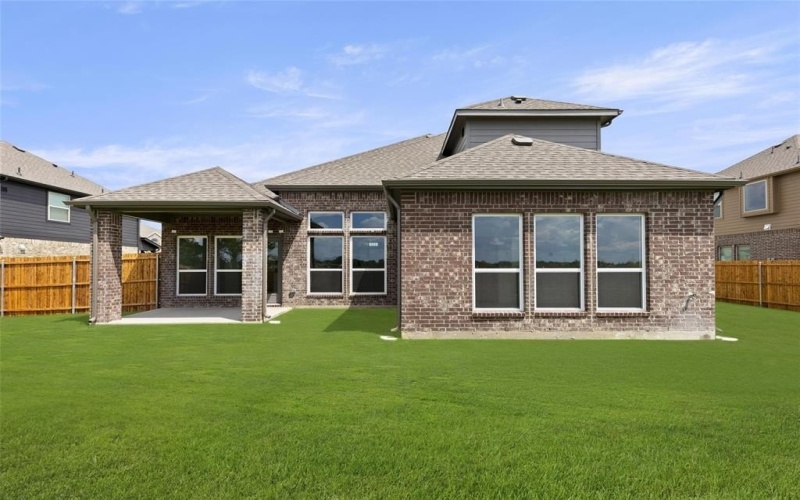 1727 Newport Drive, Cedar Hill, TX 75104, 5 Bedrooms Bedrooms, ,3 BathroomsBathrooms,Residential,For Sale,1727 Newport Drive,20648805