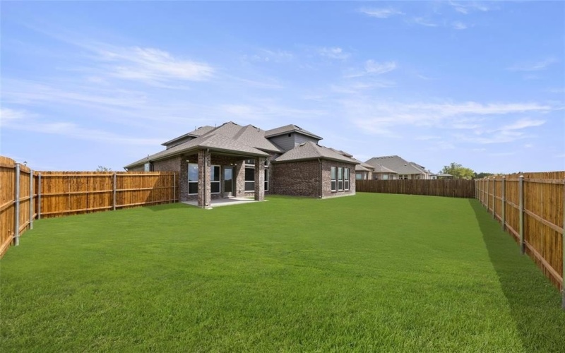 1727 Newport Drive, Cedar Hill, TX 75104, 5 Bedrooms Bedrooms, ,3 BathroomsBathrooms,Residential,For Sale,1727 Newport Drive,20648805