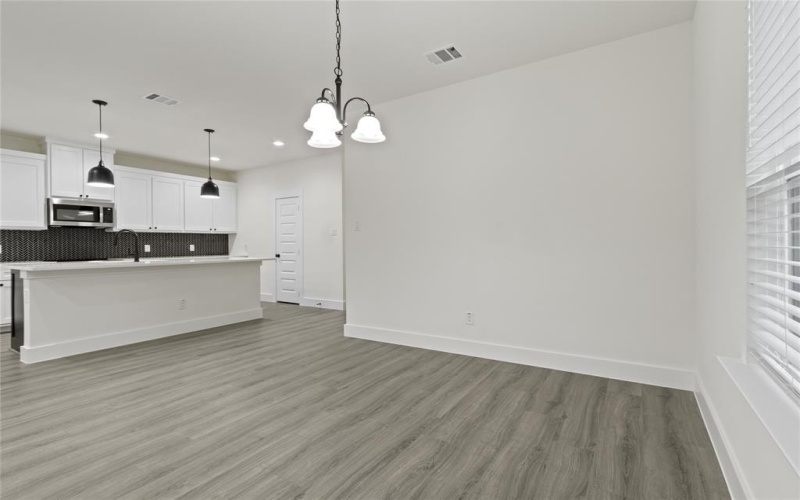 606 Dr Martin Luther King Jr Boulevard, Waxahachie, TX 75165, 4 Habitaciones Habitaciones , ,2 BañosBaños,Residential,En Venta,606 Dr Martin Luther King Jr Boulevard,20648998