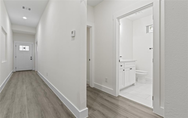 606 Dr Martin Luther King Jr Boulevard, Waxahachie, TX 75165, 4 Habitaciones Habitaciones , ,2 BañosBaños,Residential,En Venta,606 Dr Martin Luther King Jr Boulevard,20648998
