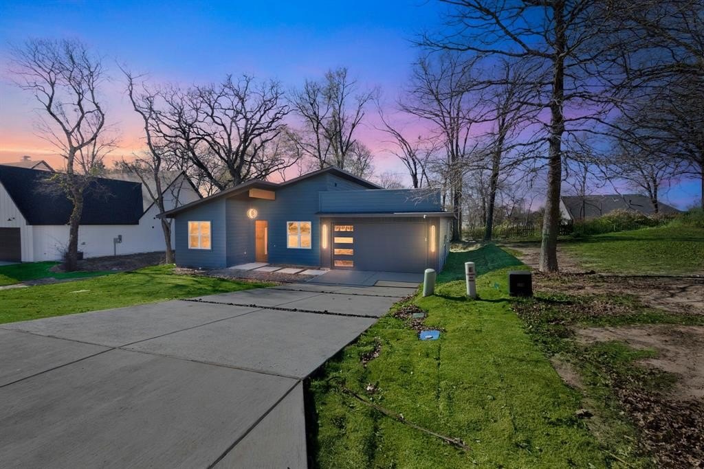 320 Splitrail Drive, Mabank, TX 75143, 3 Bedrooms Bedrooms, ,2 BathroomsBathrooms,Residential,For Sale,320 Splitrail Drive,20601465