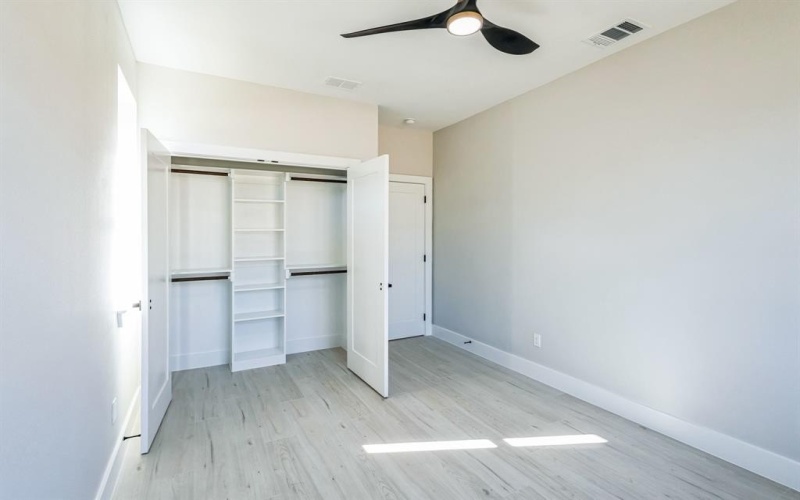 320 Splitrail Drive, Mabank, TX 75143, 3 Bedrooms Bedrooms, ,2 BathroomsBathrooms,Residential,For Sale,320 Splitrail Drive,20601465