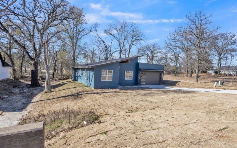 320 Splitrail Drive, Mabank, TX 75143, 3 Bedrooms Bedrooms, ,2 BathroomsBathrooms,Residential,For Sale,320 Splitrail Drive,20601465