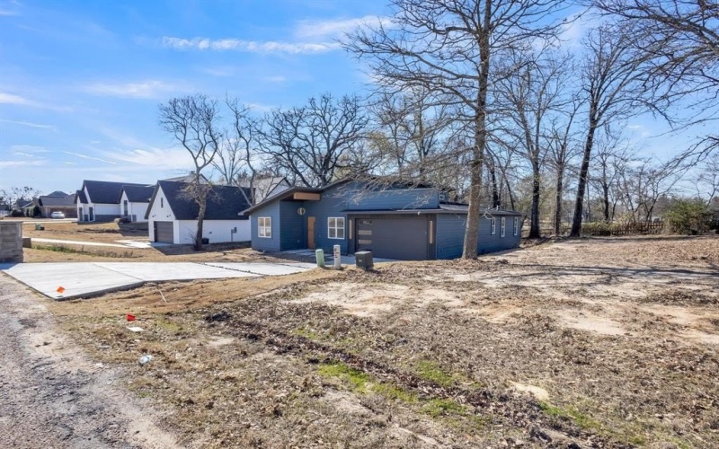 320 Splitrail Drive, Mabank, TX 75143, 3 Bedrooms Bedrooms, ,2 BathroomsBathrooms,Residential,For Sale,320 Splitrail Drive,20601465