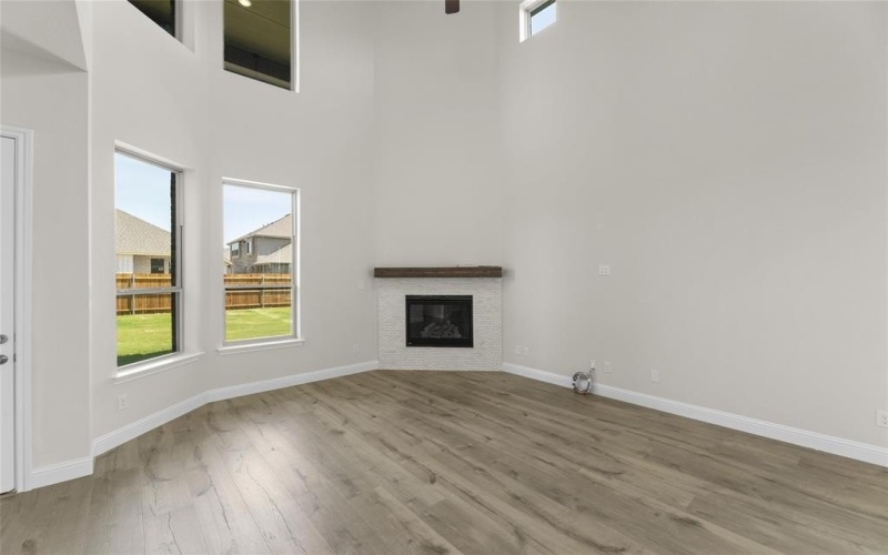 1046 Fleetwood Drive, Justin, TX 76247, 5 Bedrooms Bedrooms, ,3 BathroomsBathrooms,Residential,For Sale,1046 Fleetwood Drive,20601481