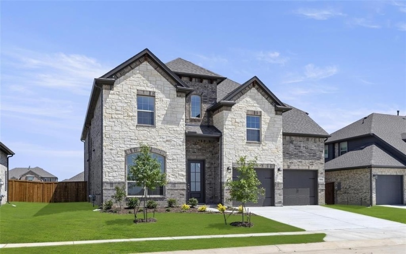 1046 Fleetwood Drive, Justin, TX 76247, 5 Bedrooms Bedrooms, ,3 BathroomsBathrooms,Residential,For Sale,1046 Fleetwood Drive,20601481