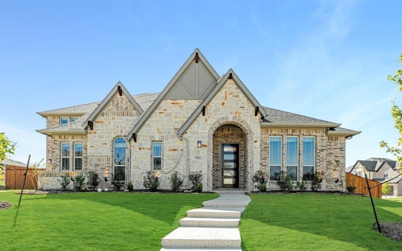 5202 Rowlan Row, Midlothian, TX 76065, 4 Habitaciones Habitaciones , ,3 BañosBaños,Residential,En Venta,5202 Rowlan Row,20649506
