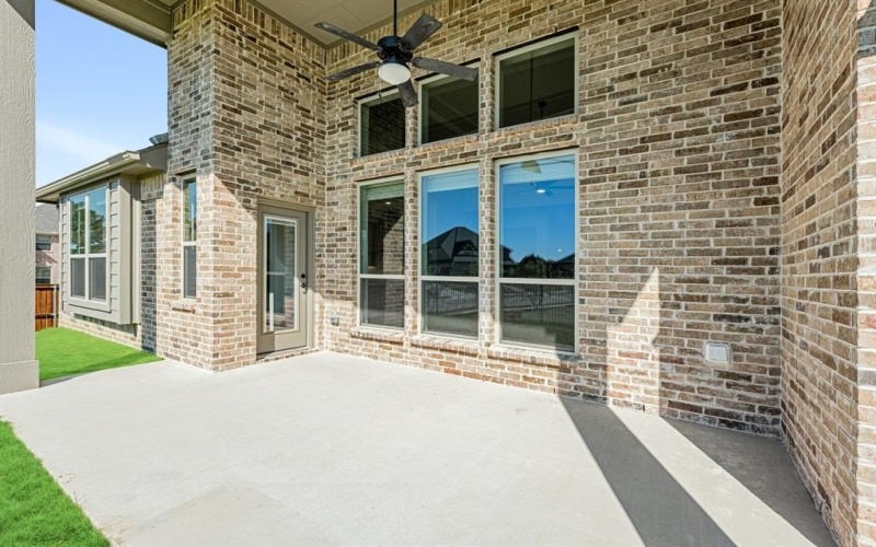 5202 Rowlan Row, Midlothian, TX 76065, 4 Habitaciones Habitaciones , ,3 BañosBaños,Residential,En Venta,5202 Rowlan Row,20649506
