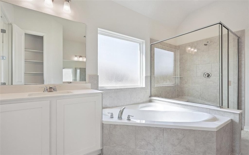 3930 Timberview Street, Midlothian, TX 76065, 4 Habitaciones Habitaciones , ,3 BañosBaños,Residential,En Venta,3930 Timberview Street,20649656