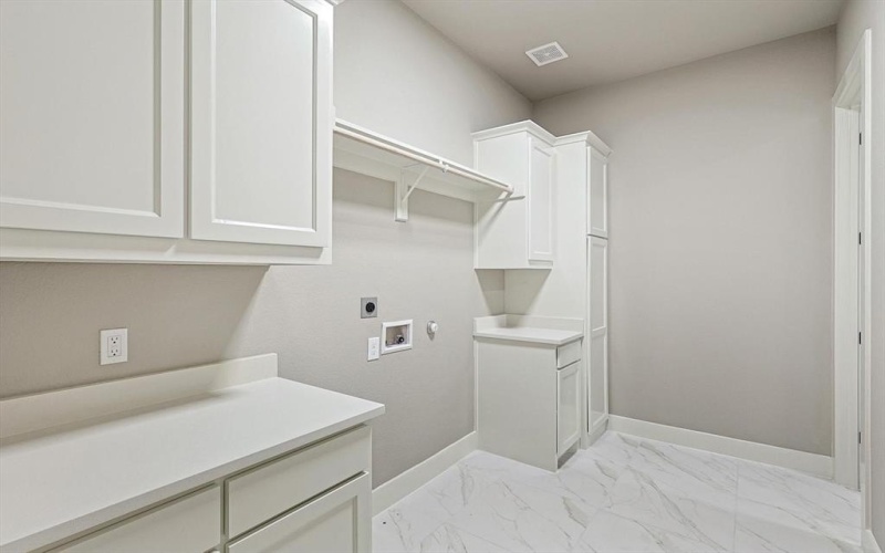 264 Ozro Road, Maypearl, TX 76084, 4 Bedrooms Bedrooms, ,3 BathroomsBathrooms,Residential,For Sale,264 Ozro Road,20650650
