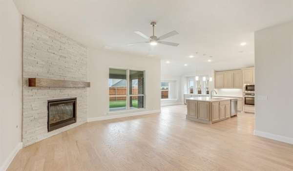 5504 Sweetwater Drive, Denton, TX 76226, 4 Bedrooms Bedrooms, ,3 BathroomsBathrooms,Residential,For Sale,5504 Sweetwater Drive,20651247