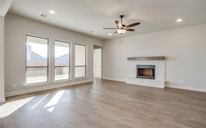4018 Eagles Bluff, Midlothian, TX 76065, 3 Habitaciones Habitaciones , ,3 BañosBaños,Residential,En Venta,4018 Eagles Bluff,20685090