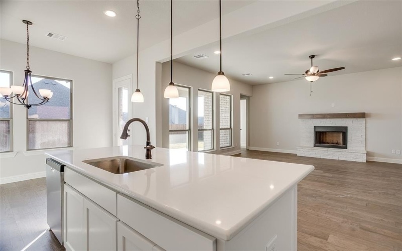 4018 Eagles Bluff, Midlothian, TX 76065, 3 Habitaciones Habitaciones , ,3 BañosBaños,Residential,En Venta,4018 Eagles Bluff,20685090
