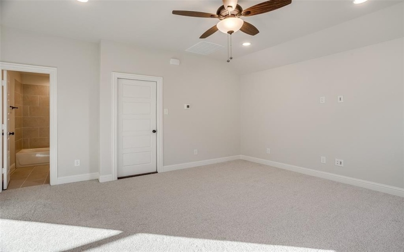 4018 Eagles Bluff, Midlothian, TX 76065, 3 Habitaciones Habitaciones , ,3 BañosBaños,Residential,En Venta,4018 Eagles Bluff,20685090