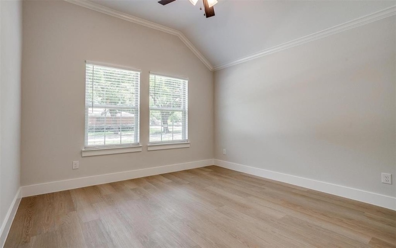 326 S Main Street, Cedar Hill, TX 75104, 3 Habitaciones Habitaciones , ,2 BañosBaños,Residential,En Venta,326 S Main Street,20686148