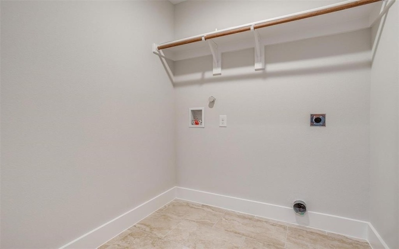 326 S Main Street, Cedar Hill, TX 75104, 3 Habitaciones Habitaciones , ,2 BañosBaños,Residential,En Venta,326 S Main Street,20686148