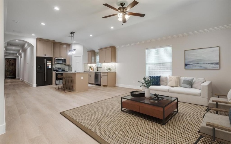 326 S Main Street, Cedar Hill, TX 75104, 3 Habitaciones Habitaciones , ,2 BañosBaños,Residential,En Venta,326 S Main Street,20686148