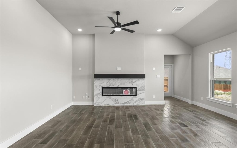 713 Wilderness Point Lane, Anna, TX 75409, 3 Habitaciones Habitaciones , ,2 BañosBaños,Residential,En Venta,713 Wilderness Point Lane,20686772