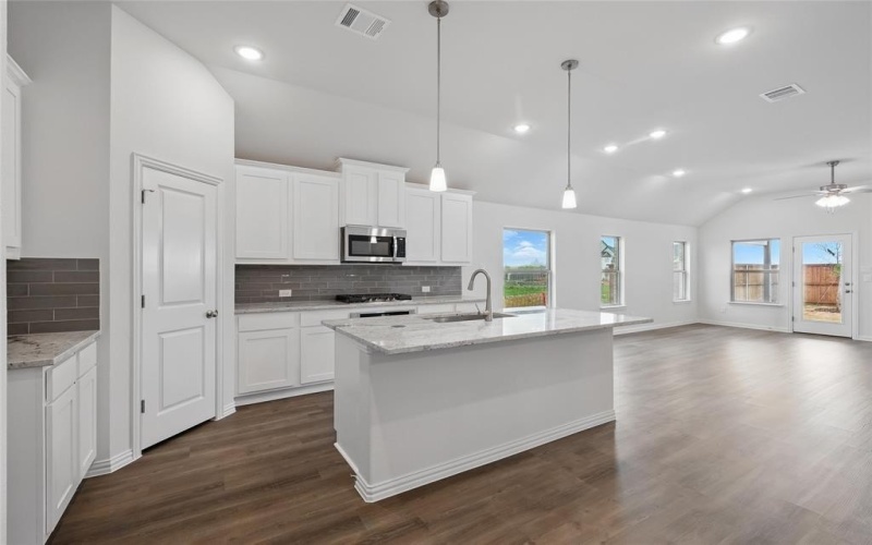 16109 Garden Drive, Celina, TX 75009, 4 Bedrooms Bedrooms, ,3 BathroomsBathrooms,Residential,For Sale,16109 Garden Drive,20687836