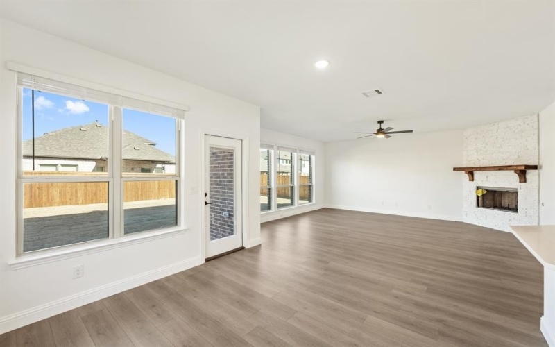13117 Yellowstone Way, Providence Village, TX 76227, 5 Bedrooms Bedrooms, ,3 BathroomsBathrooms,Residential,For Sale,13117 Yellowstone Way,20687895