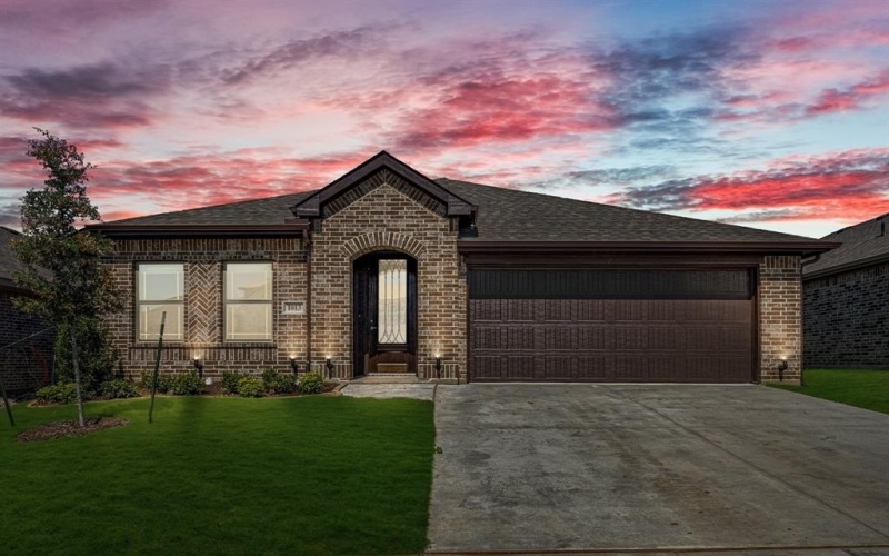 1013 Nighthawk Trail, Alvarado, TX 76009, 3 Bedrooms Bedrooms, ,2 BathroomsBathrooms,Residential,For Sale,1013 Nighthawk Trail,20689845
