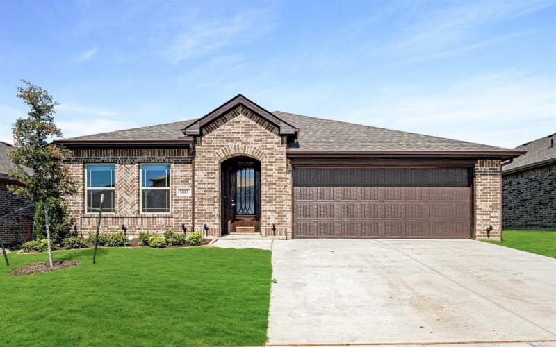 1013 Nighthawk Trail, Alvarado, TX 76009, 3 Bedrooms Bedrooms, ,2 BathroomsBathrooms,Residential,For Sale,1013 Nighthawk Trail,20689845