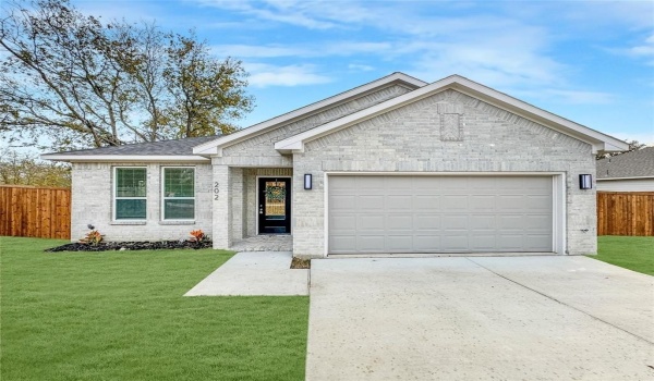 202 Abney Street, Hillsboro, TX 76645, 4 Bedrooms Bedrooms, ,2 BathroomsBathrooms,Residential,For Sale,202 Abney Street,20690862