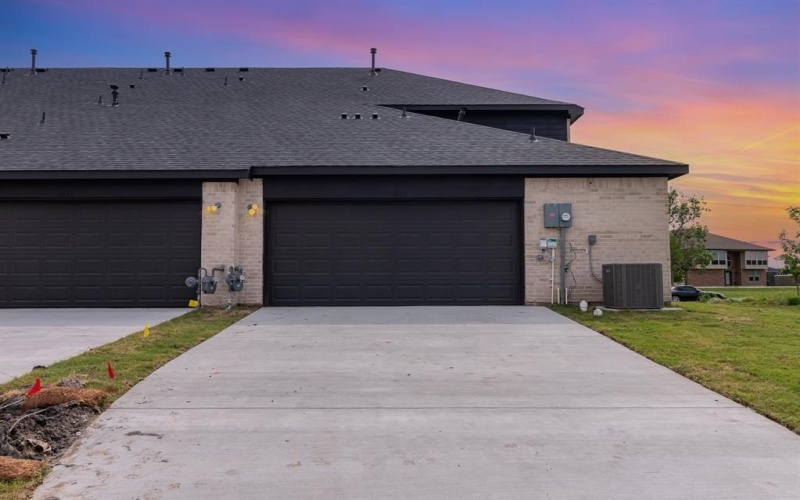 3641 Geoffrey Trail, Rowlett, TX 75088, 3 Bedrooms Bedrooms, ,3 BathroomsBathrooms,Residential,For Sale,3641 Geoffrey Trail,20691131