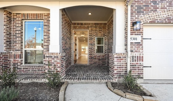 5301 Bardwell Drive, Denton, TX 76226, 4 Bedrooms Bedrooms, ,3 BathroomsBathrooms,Residential,For Sale,5301 Bardwell Drive,20663537